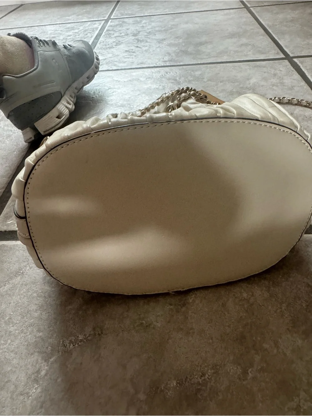 ALDO Pleated Bucket Bag Bone Cream Beige Gold Chain Crossbody Drawstring Purse